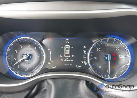 2024 Chrysler Pacifica Touring L z USA, uszkodzony, nr VIN 2C4RC1BGXRR148836